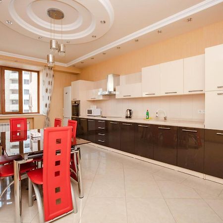 Stay Inn Apartments On Amiryan 4-6 Yerevan Ngoại thất bức ảnh