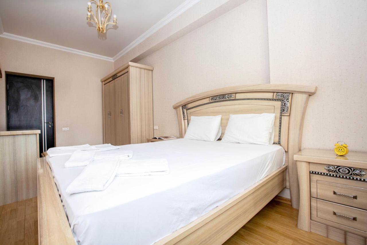 Stay Inn Apartments On Amiryan 4-6 Yerevan Ngoại thất bức ảnh
