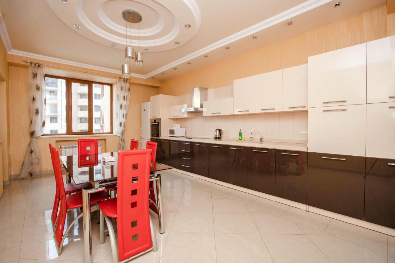 Stay Inn Apartments On Amiryan 4-6 Yerevan Ngoại thất bức ảnh