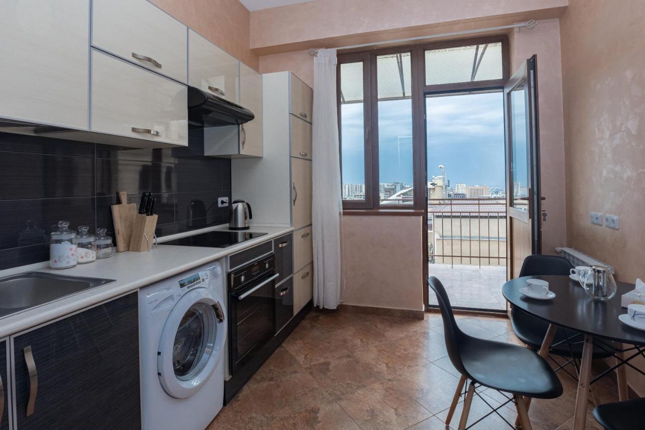 Stay Inn Apartments On Amiryan 4-6 Yerevan Ngoại thất bức ảnh