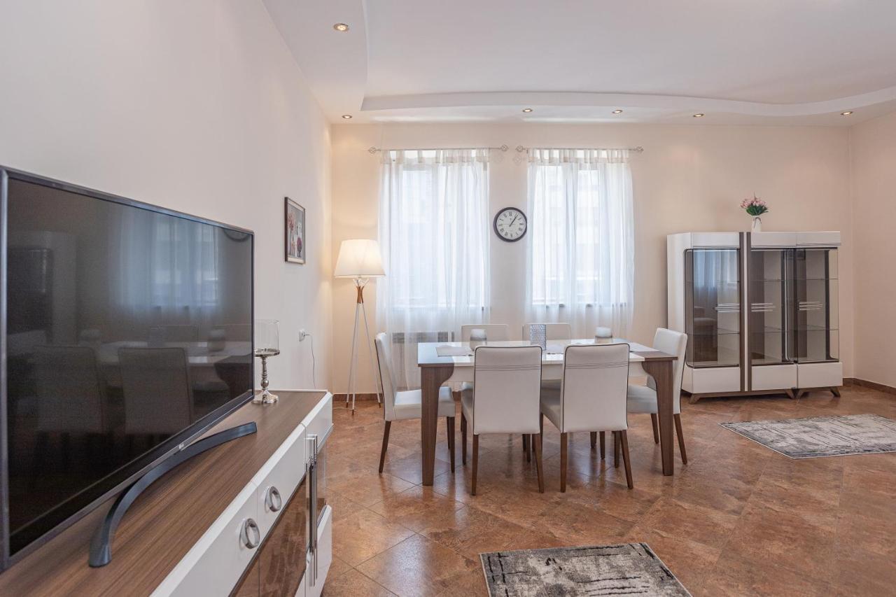 Stay Inn Apartments On Amiryan 4-6 Yerevan Ngoại thất bức ảnh