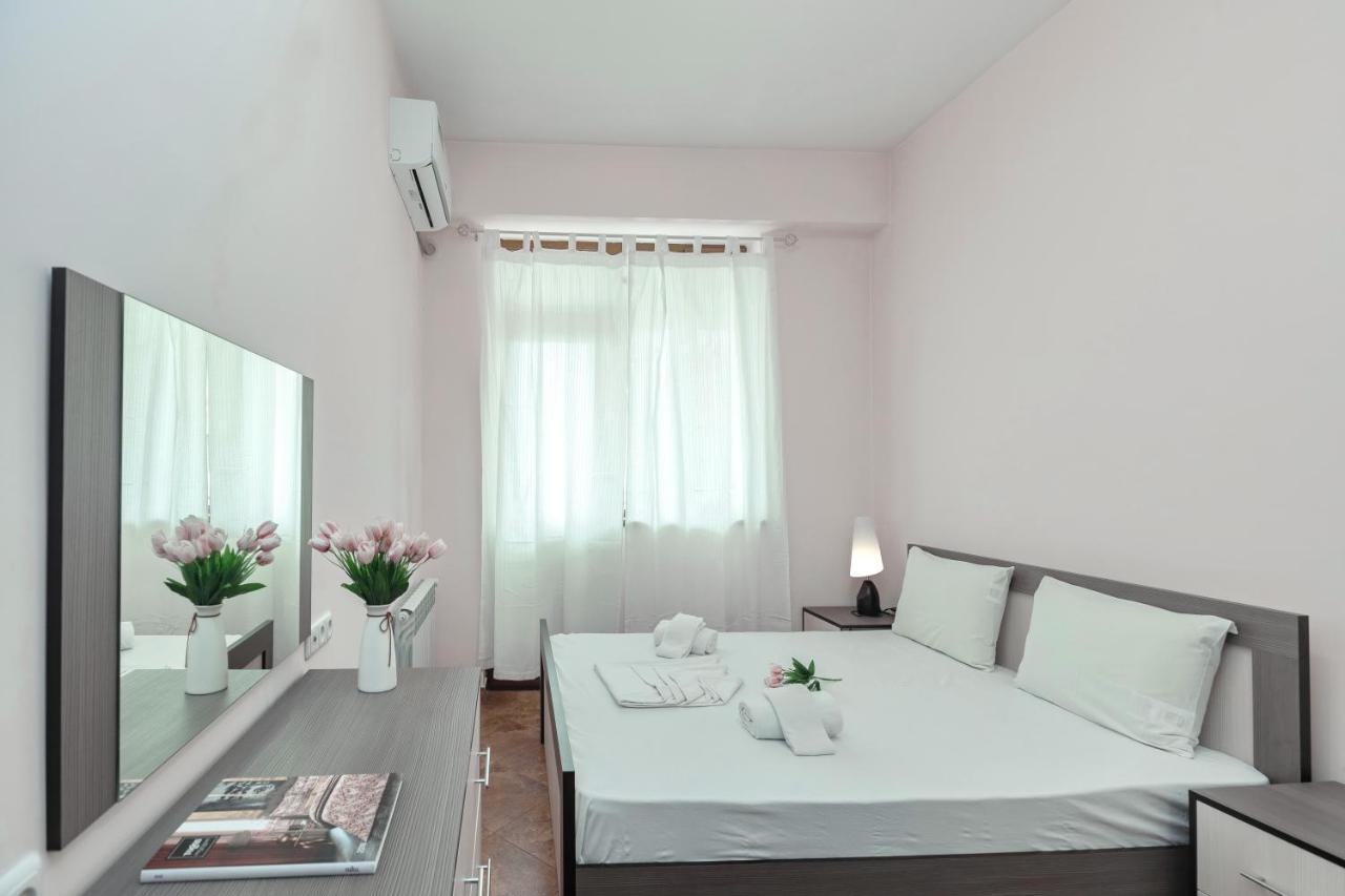 Stay Inn Apartments On Amiryan 4-6 Yerevan Ngoại thất bức ảnh