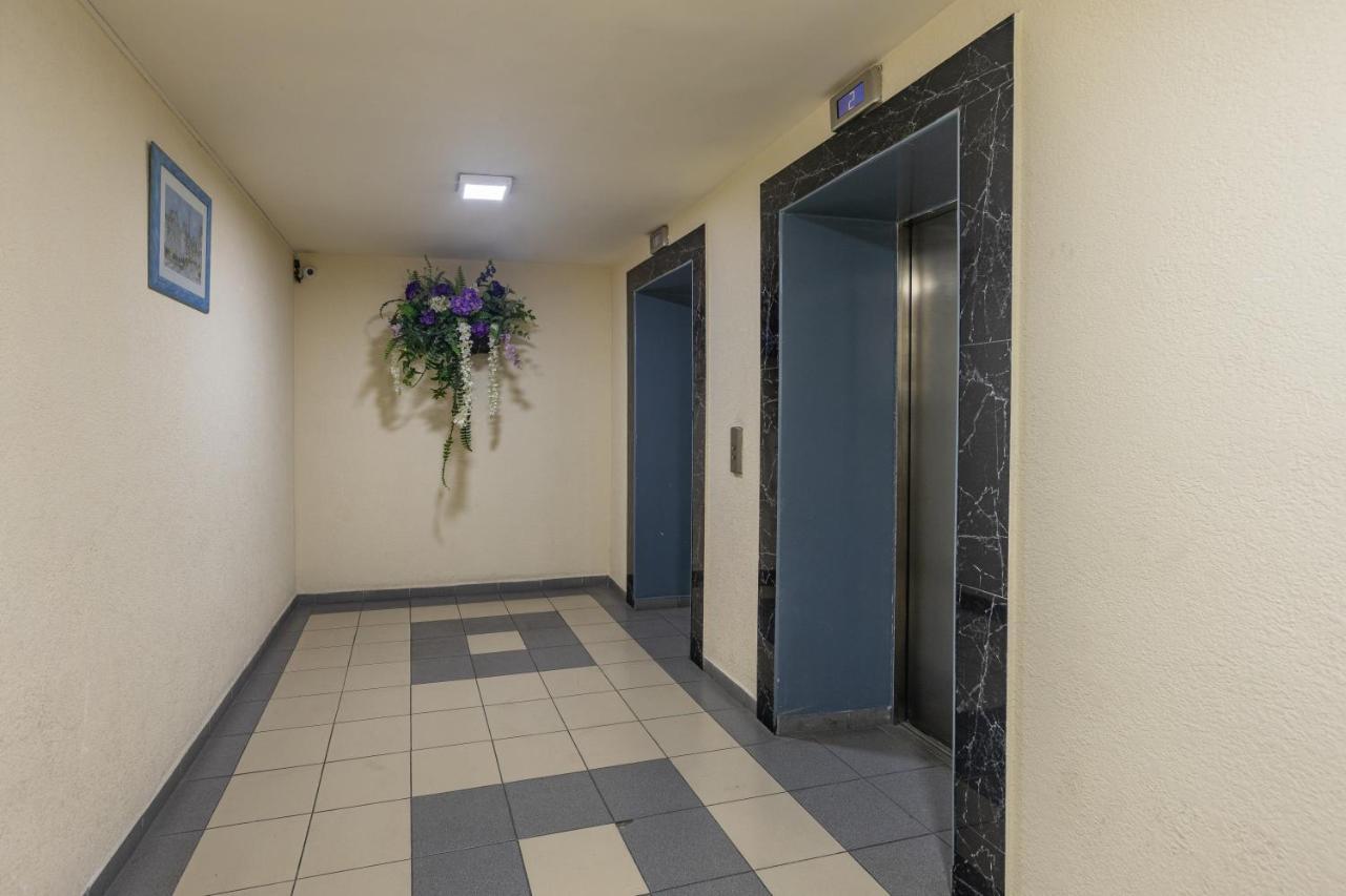 Stay Inn Apartments On Amiryan 4-6 Yerevan Ngoại thất bức ảnh