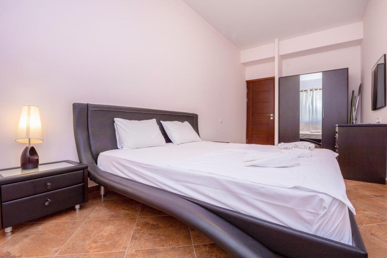 Stay Inn Apartments On Amiryan 4-6 Yerevan Ngoại thất bức ảnh
